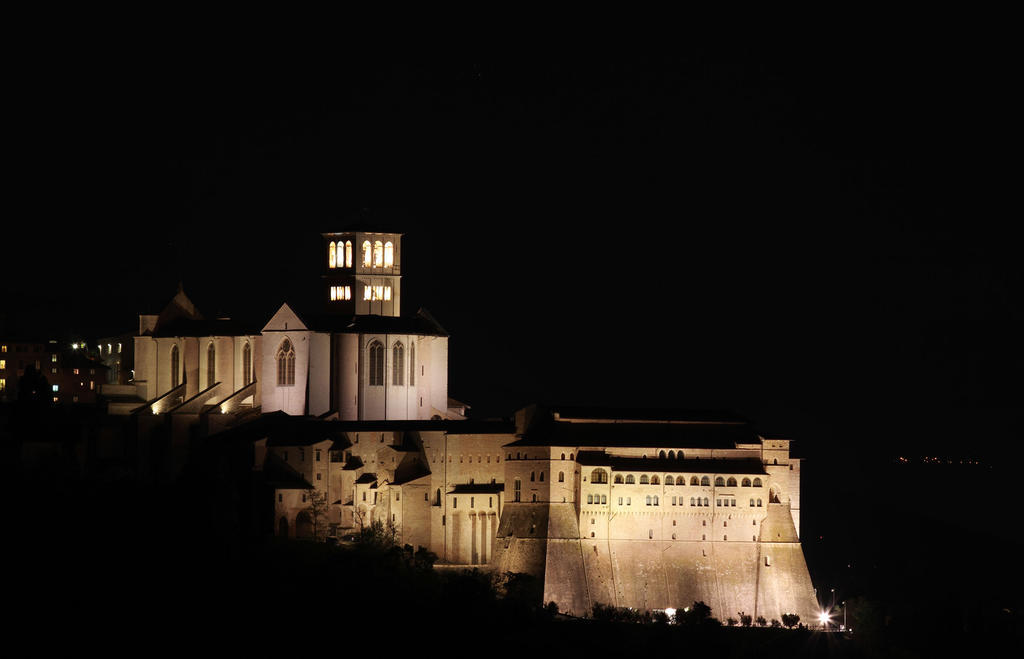 B&B Colle San Francesco Assisi Bagian luar foto